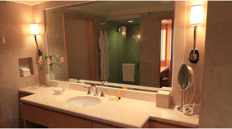 L'Ermitage Beverly Hills Premier Guestroom Bathroom Vanity L'Ermitage Beverly Hills Premier Guestroom Bathroom Vanity